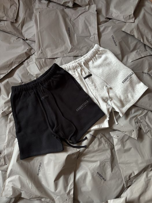 Essentials Shorts (Черни и Сиви)