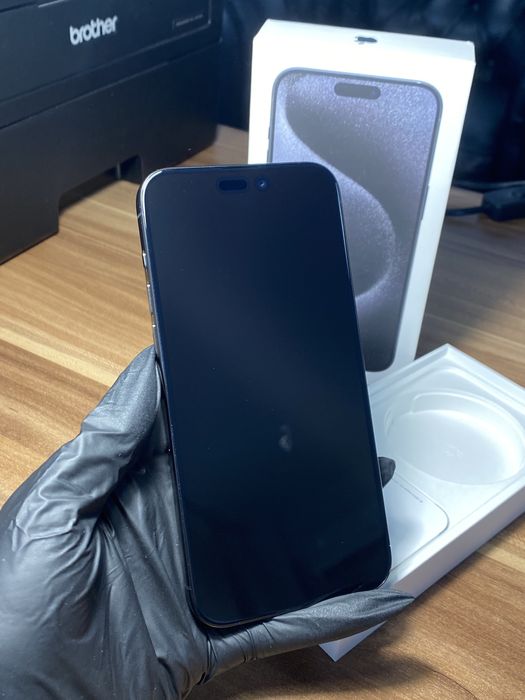 iPhone 15 Pro Max • 512 GB • Black Titanium