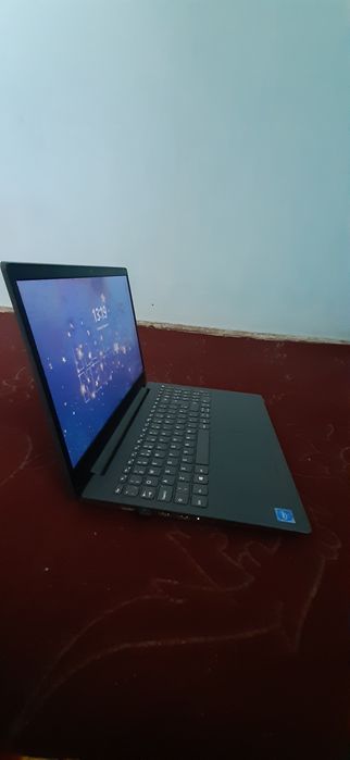 Noutbuk lenovo v14 v15
