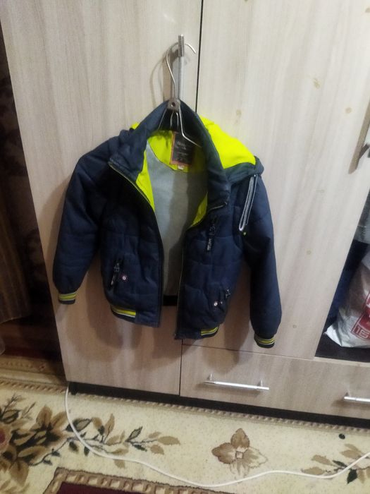 Продам детские вещи