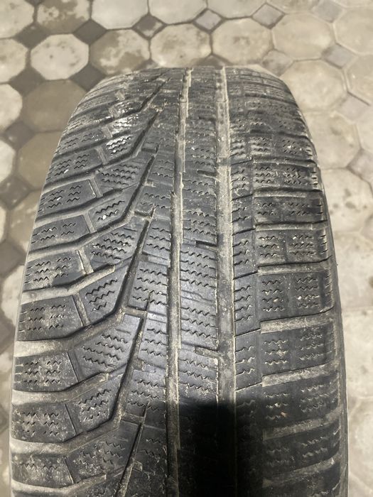 Продам шины на 17