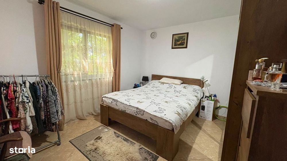 Casă din cărămidă 250 mp (utili 205 mp) + teren 761 mp, Aroneanu, Iasi