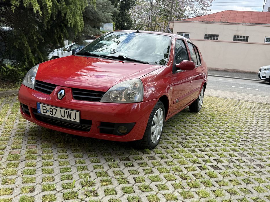 Reanult clio symbol