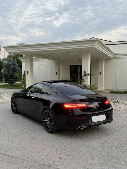 Mercedess-Benz E class coupe 220d AMG