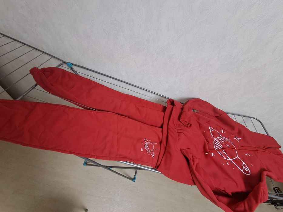 Спортивный костюм