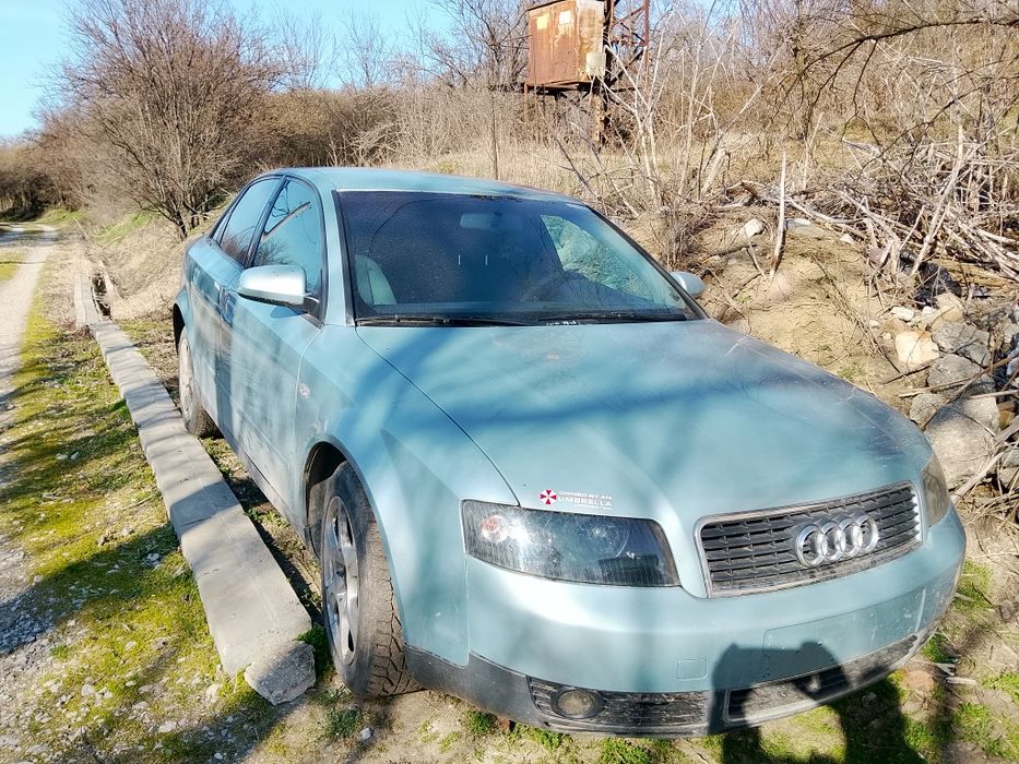 Audi A4 3.0-на части