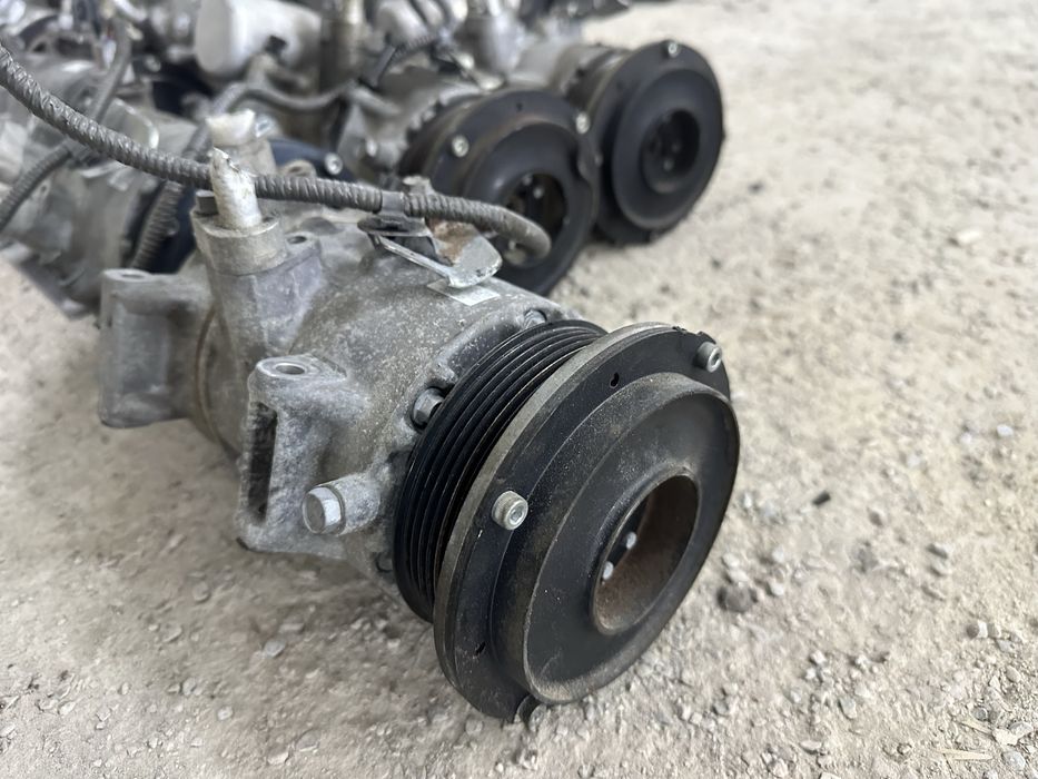 Компрессор кондиционера Тойота Лексус Привозной