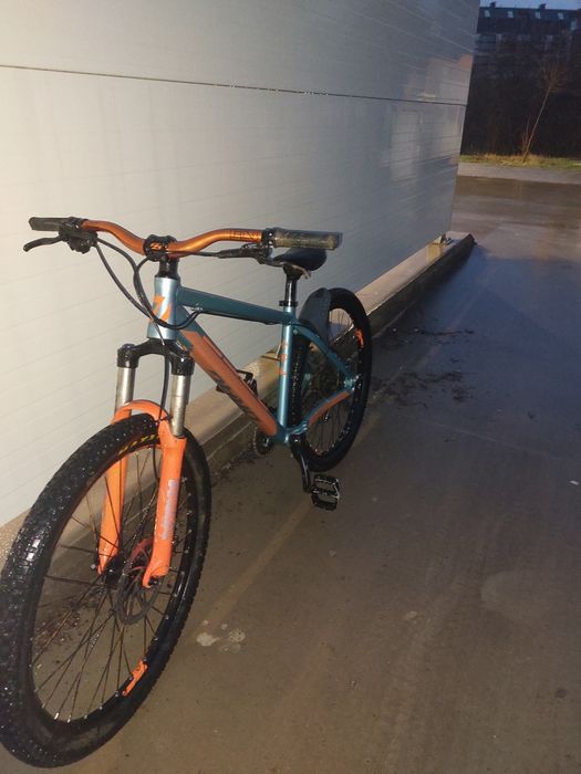 Продавам Drag c1