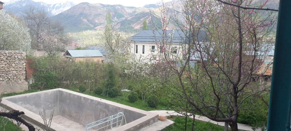 Dacha sotiladi sijjakda