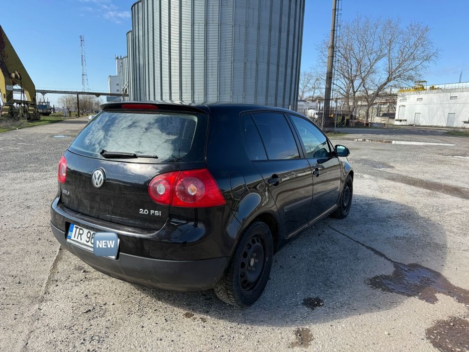 Volkswage. Golf 5 1.6 FSI