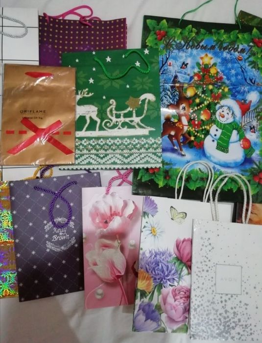 Праздничные пакеты. Цена за всё.