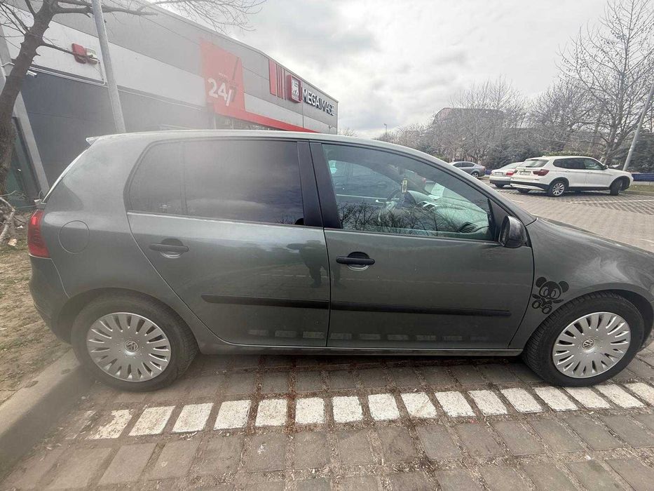 Golf 5 1.9 TDI - 105 cai