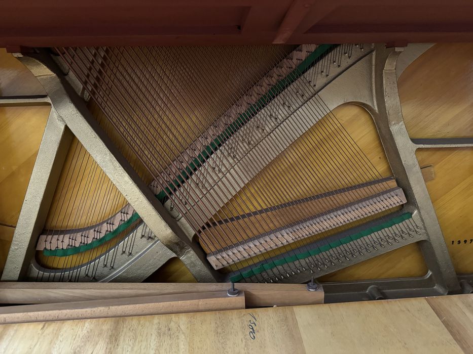 Продам пианино  Weinbach