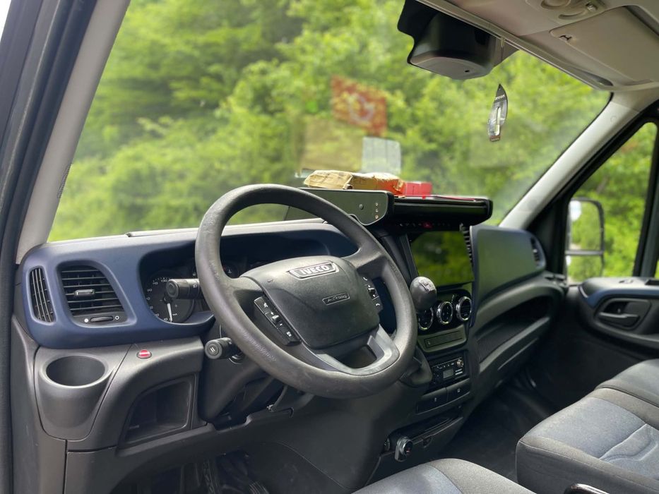 Iveco Daily 2018 – Prelată – 3.0 Diesel 180 CP