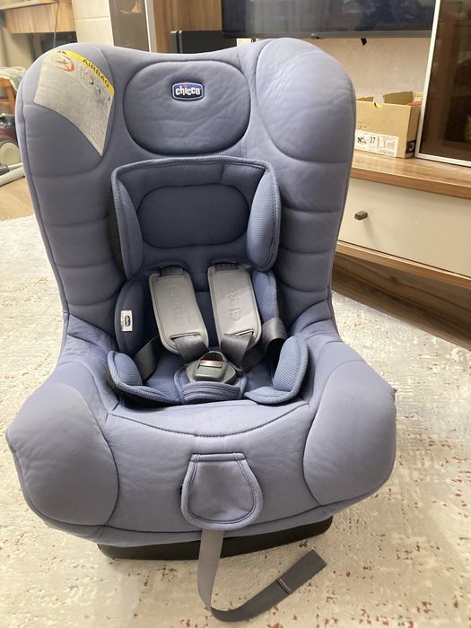 Детское автокресло Chicco 0+ до 18 кг.