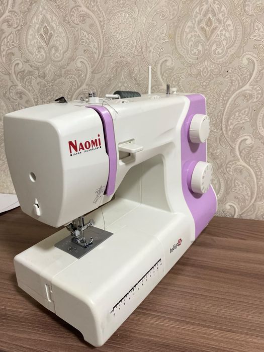 Швейная машинка Naomi