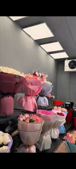 Продается Цветочный магазин