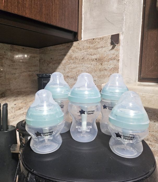 Шишета Tommee Tippee