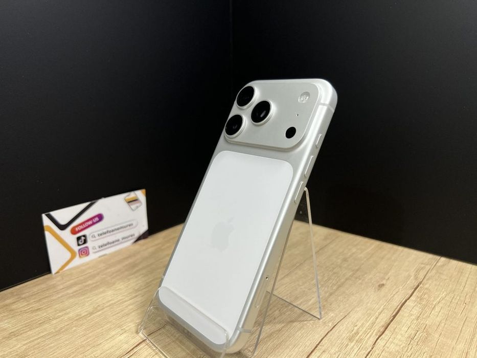 Iphone 17 Pro 256Gb Silver Second-Hand 3 ani garanție, Telefoane Mures