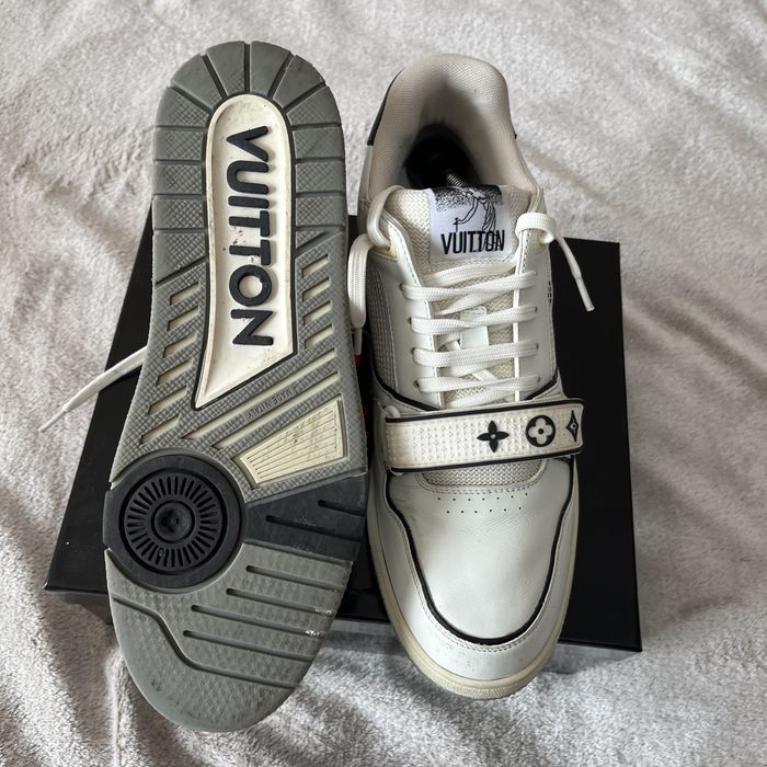 Adidasi Louis Vuitton