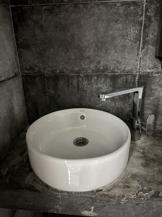 Продам раковину б/у 2 штуки