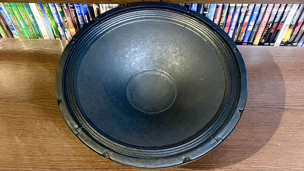 Difuzoare profesionale subwoofer Peavey 18 1600 W