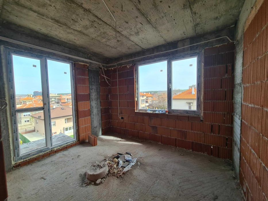 Продава се Тристаен апартамент в Свиленград - 73 кв.м за 1000 €/кв.м - Снимка #6