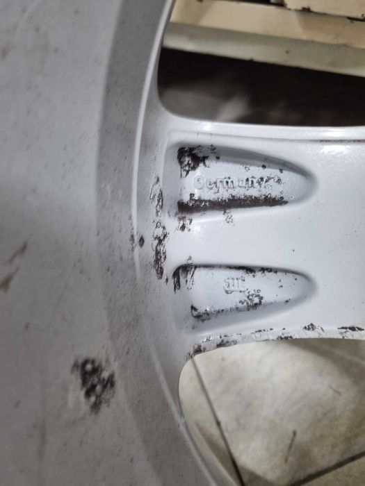 Оригинални алуминиеви джанти за Audi – 16 цола (5х100) с летни гуми