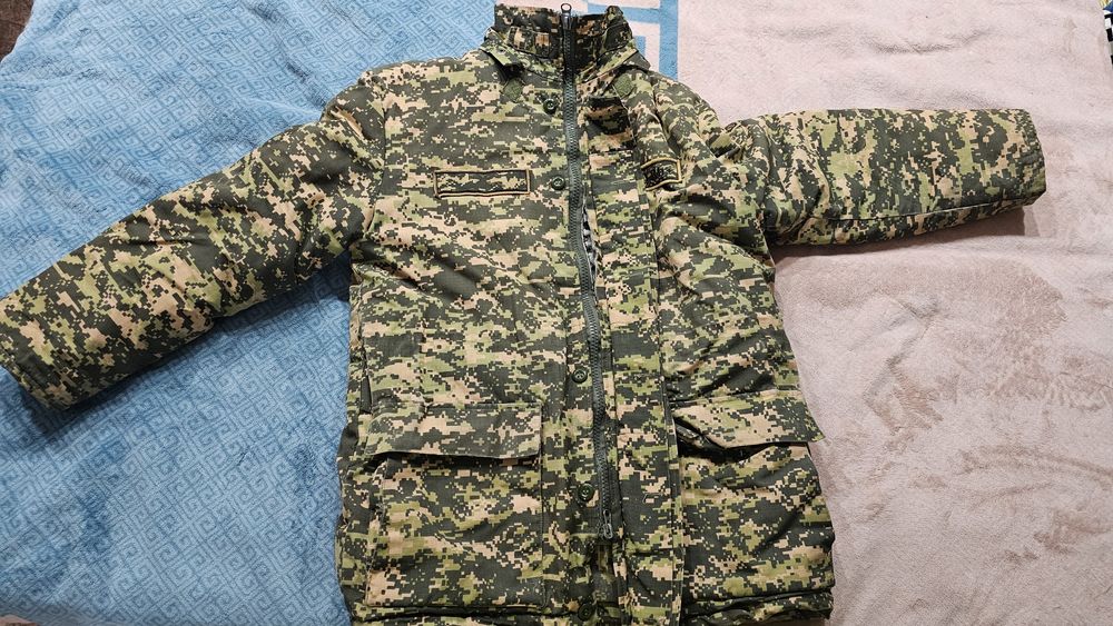 Продам военный тёплый бушлат