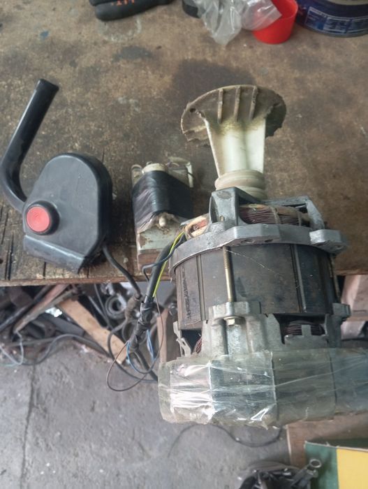 Продам электродвигатель