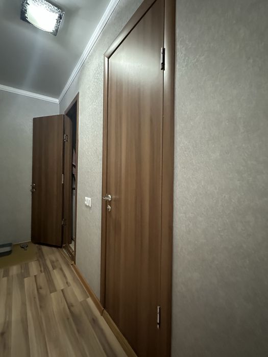 Продам двери б/у