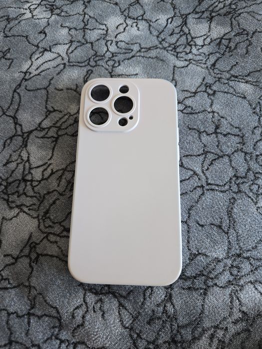 Кейсове за iphone 14 pro