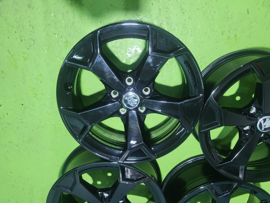 17 5x112 Skoda лети джанти 5х112 шкода