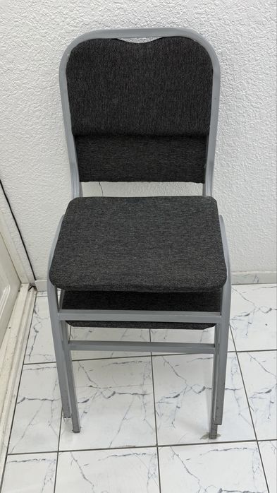 Продаются стулья в идеальном состоянии 6 шт