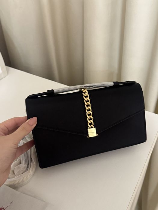 Сумка Charles & Keith