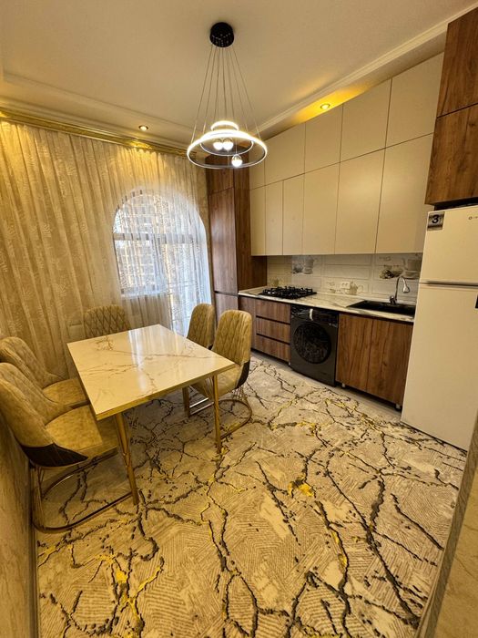 Срочно продаётся 3х ком квартира Навастройка