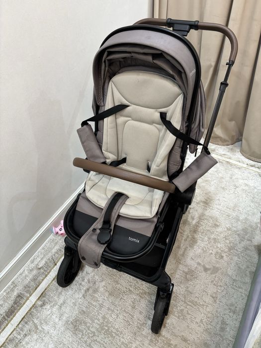 Коляска tomix прогулочная с люлкой