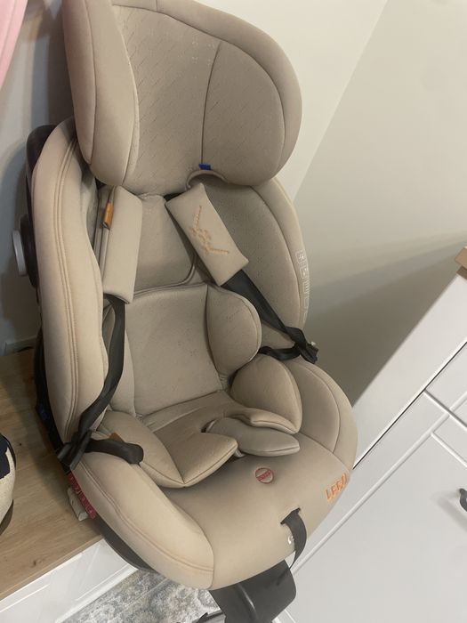 Столче за кола-Chipolino Лего ISOFIX 0-36 кг - Стол за кола 360 градуса