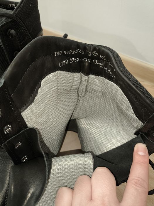 Берцы черного цвета 43 размер