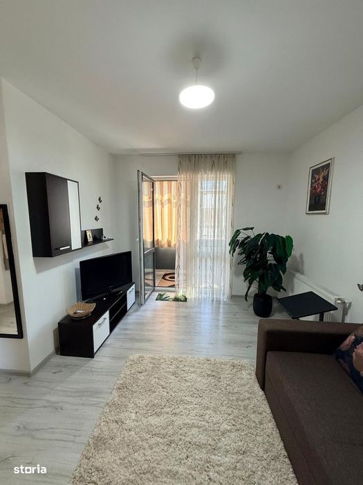 Inchiriez Apartament 2 camere - 42mp - Decomandat