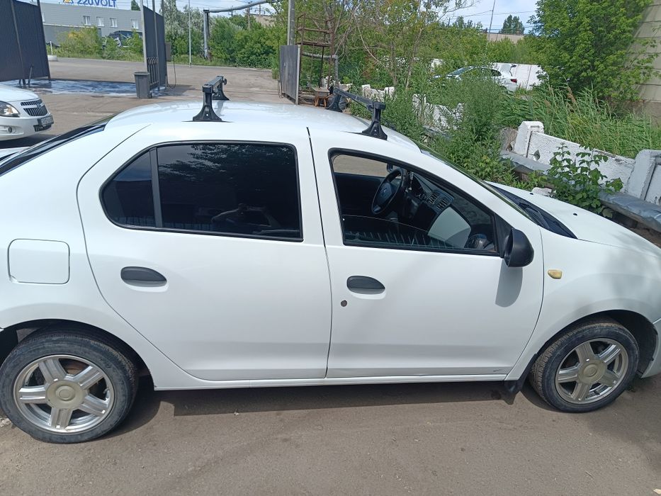 Renault Logan 2014