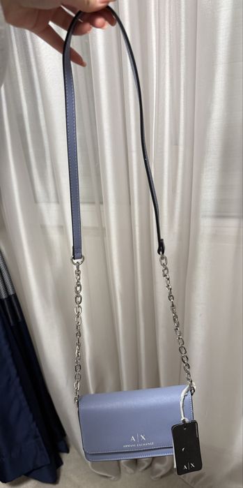 Чисто нова чанта Armani Exchange