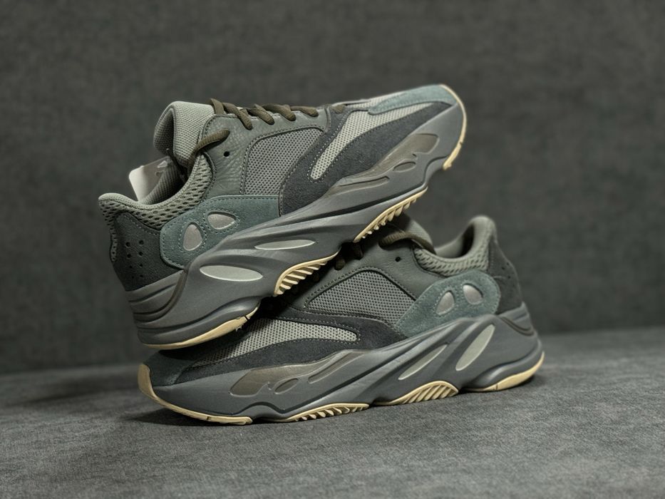 Adidas Yeezy 700 teal blue