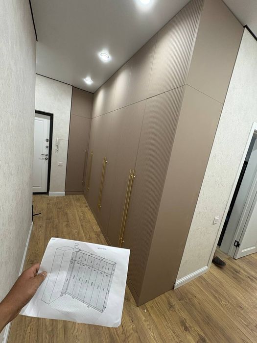 Сборщик мебельи услуга мебельщика.