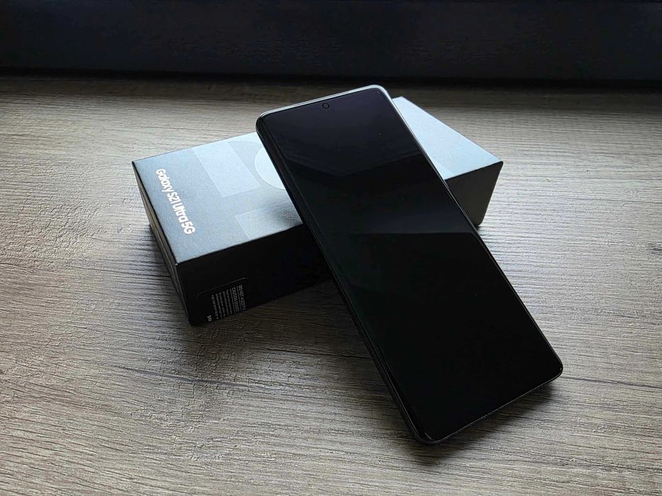 Samsung Galaxy S21 Ultra 256GB + S Pen + 2 huse Mous + 2 huse Spigen