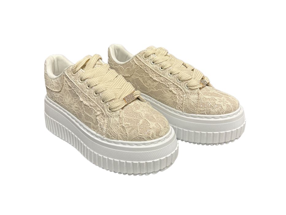 Дамски маратонки на платформа