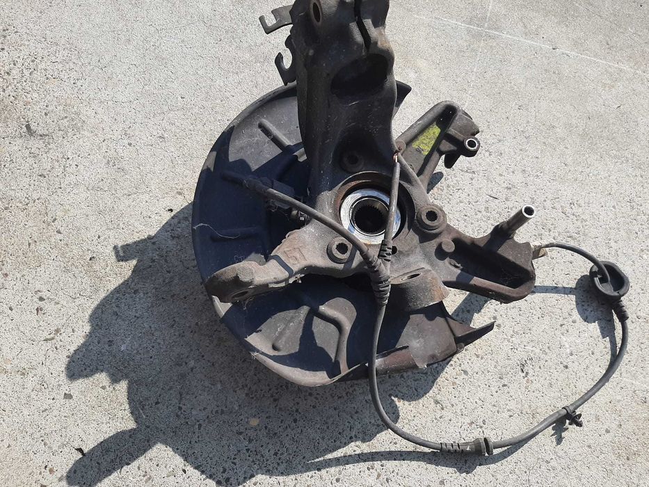 fuzeta stanga fata 1.6 tdi vw golf 6 5k