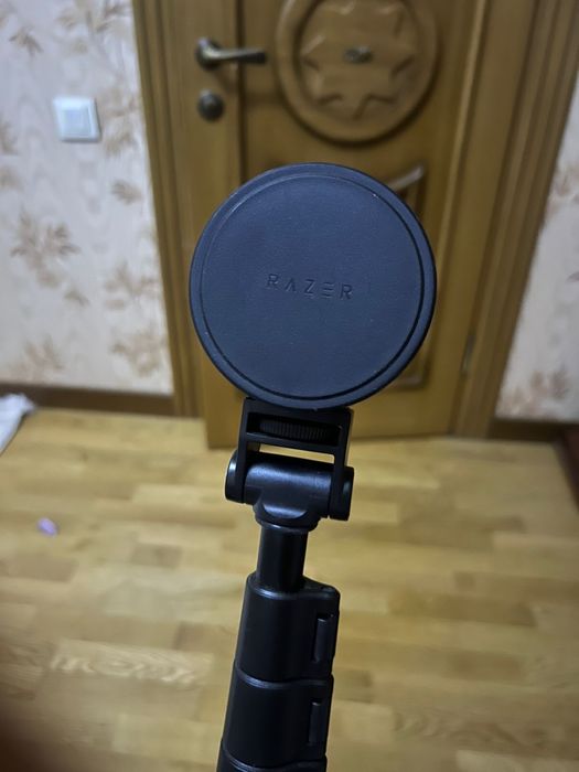 Продам веб камеру Razer Kiyo Pro