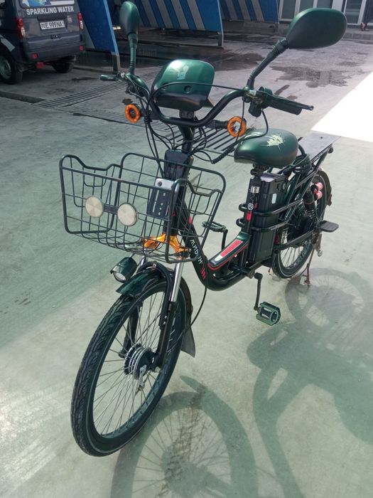Holati ko'rganizdek bir zaryat bilan 35 40 km yuradi tezligi 35 40 qa