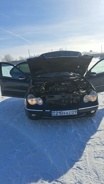 Продаю мерседес с180